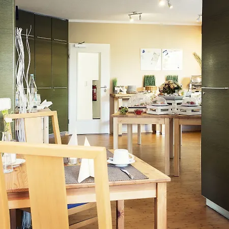 호텔 Loewenguth - Freundliche Gemuetliche Budget 3*