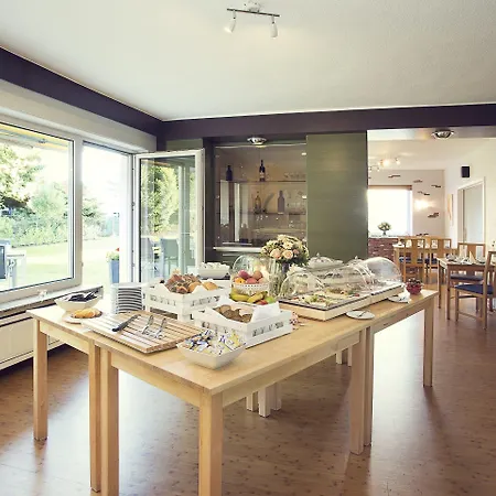 Hotel Loewenguth - Freundliche Gemuetliche Budget Montabaur